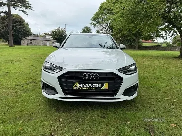 Used Audi A4 Comfort 163 HP (119 kW) 2020 White Sedan