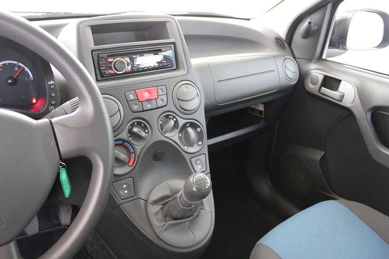 Used Fiat Panda Classica 69 HP (50 kW) 2011 White Hatchback