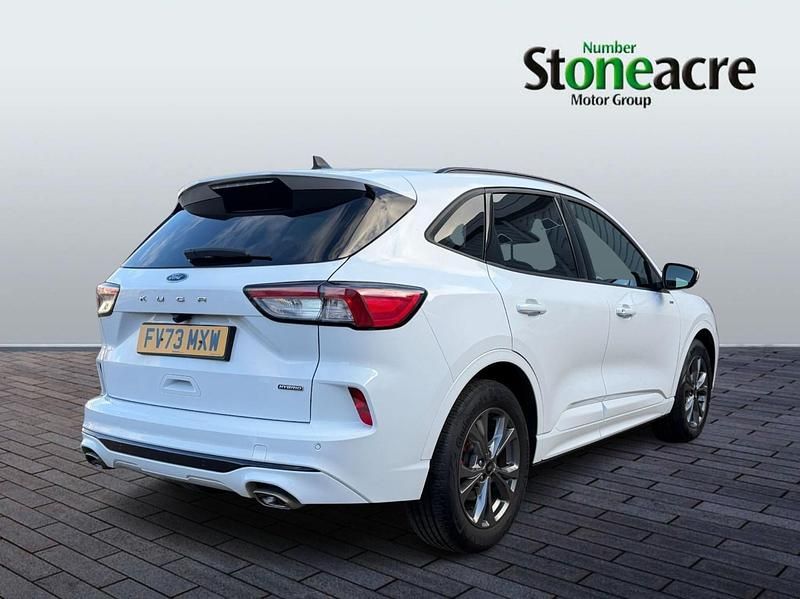 Used Ford Kuga ST-Line 190 HP (139 kW) 2023 White SUV