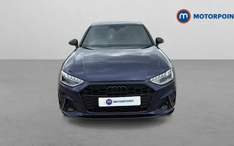 Used Audi A4 Black Edition 150 HP (110 kW) 2024 Blue Sedan