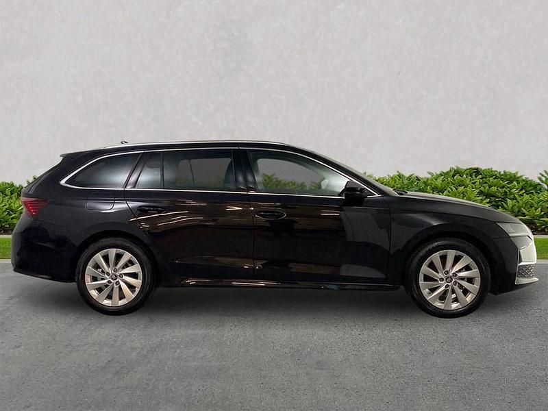 Used Skoda Octavia SE L 150 HP (110 kW) 2025 Black Estate