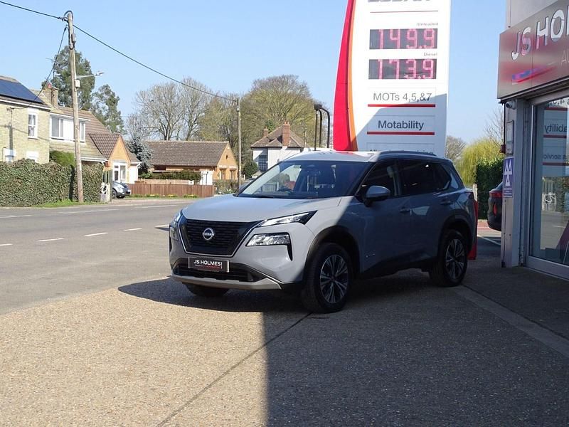 Used Nissan X-Trail N-Connecta 213 HP (156 kW) 2023 Grey SUV