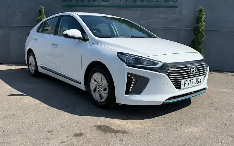 Used Hyundai Ioniq Premium 141 HP (103 kW) 2018 Hatchback