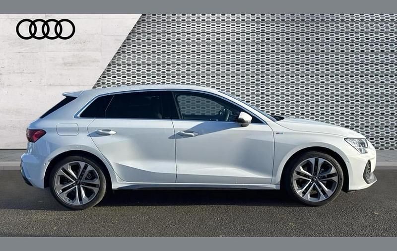 Used Audi A3 S-Line 113 HP (83 kW) 2025 White Hatchback