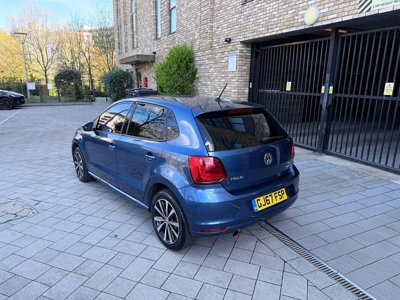 Begagnad VW Polo Edition 2017 Blå Halvkombi