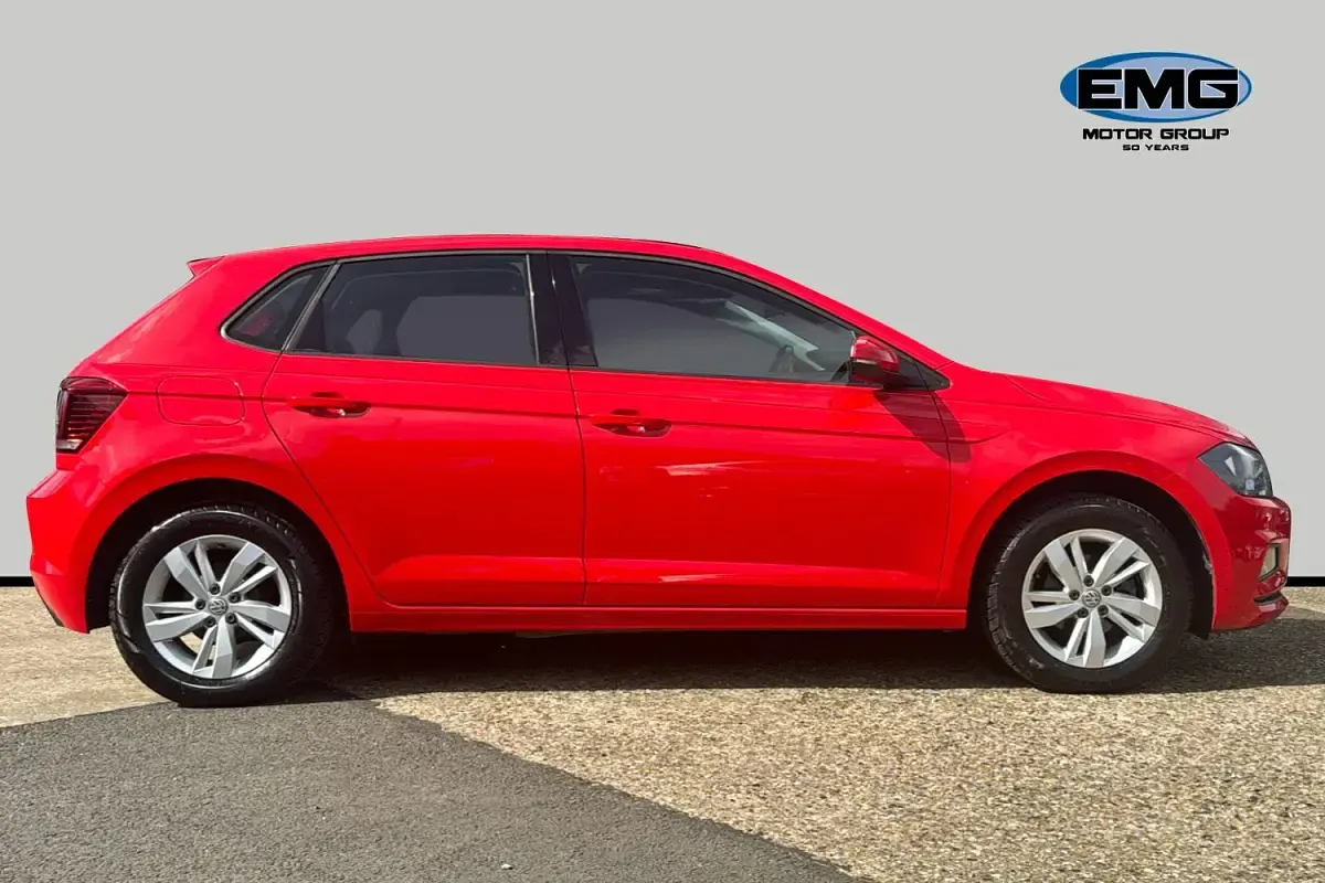Used VW Polo SE 80 HP (58 kW) 2020 Red Hatchback