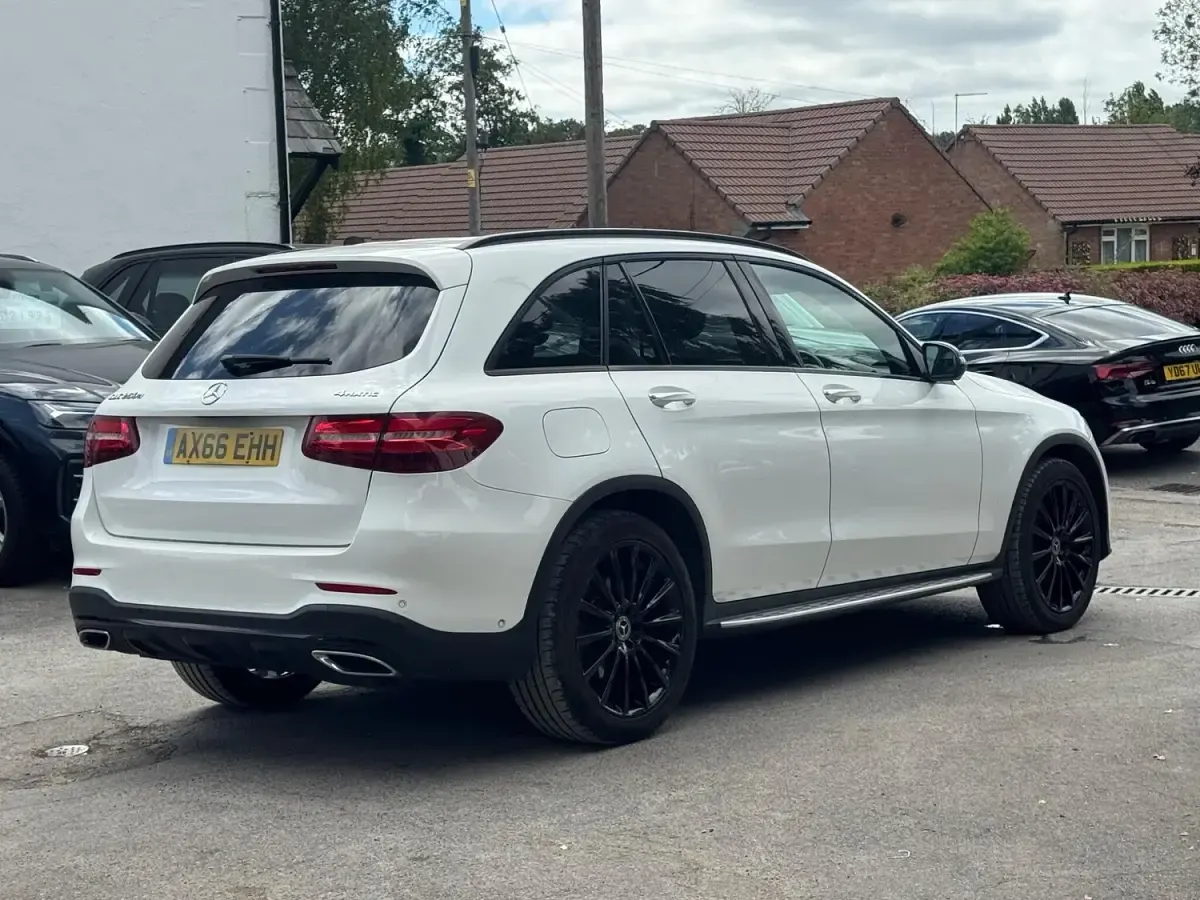 Used Mercedes GLC250 AMG line 2017 White SUV