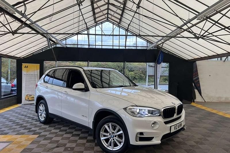 White Used 2016 BMW X5 Comfort Edition SUV | £15,995 (Super price) - Image 1/1