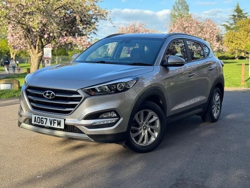 Used Hyundai Tucson SE 141 HP (103 kW) 2018 Beige SUV