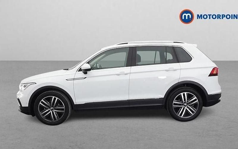 Used VW Tiguan Elegance 150 HP (110 kW) 2023 White SUV