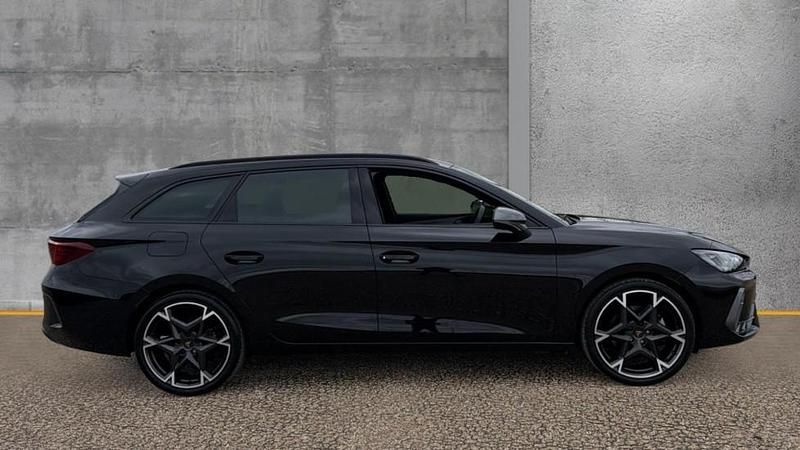 Used Cupra Leon 150 HP (110 kW) 2025 Black Estate