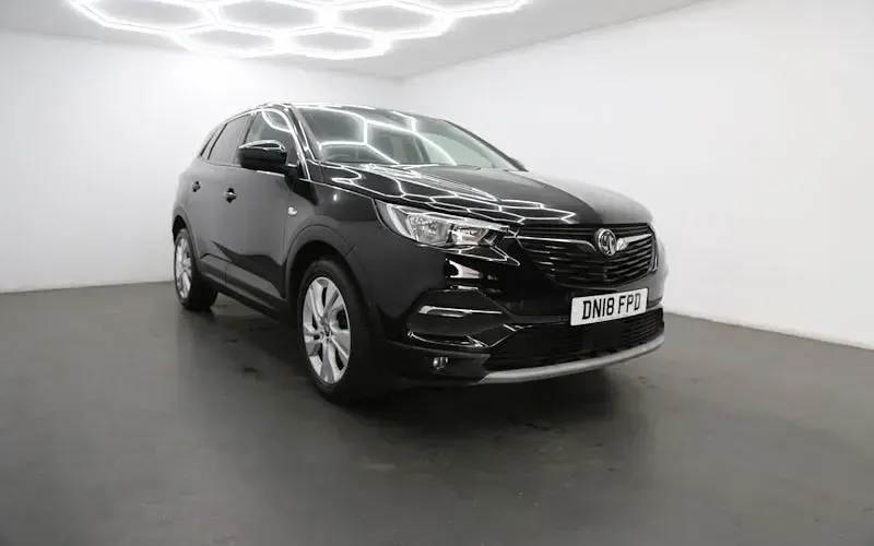 Used Vauxhall Grandland X Sport 120 HP (88 kW) 2018 SUV