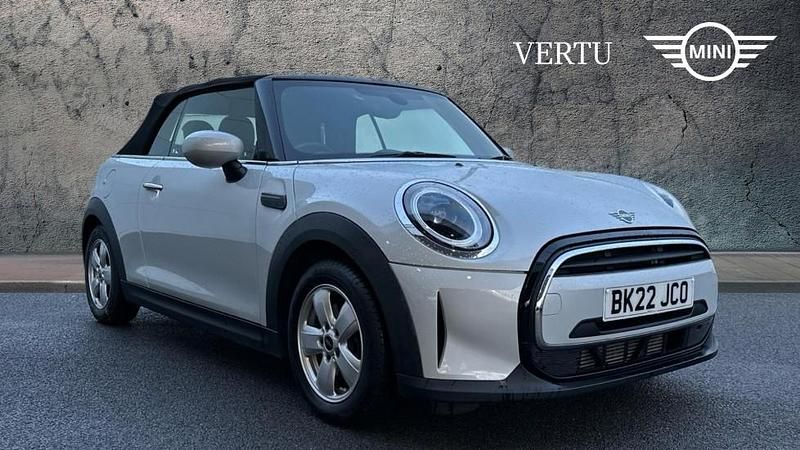 Used Mini Cooper Classic 134 HP (98 kW) 2022 Silver Hatchback