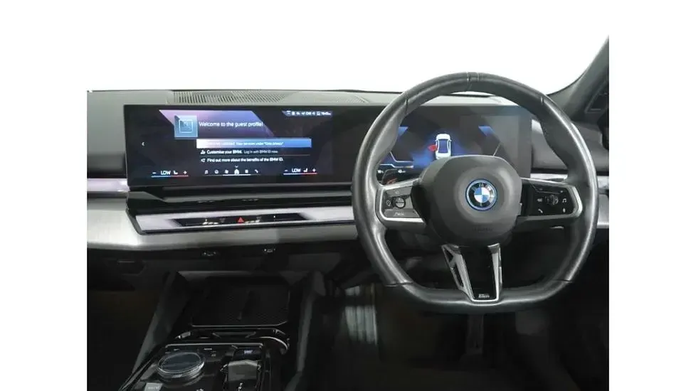 Used BMW i5 M Sport 250 kW (340 HP) 2024 White Sedan