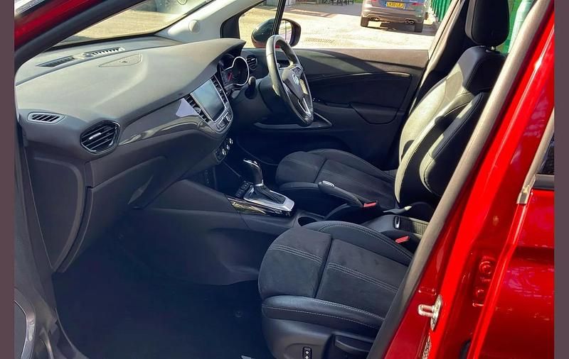 Used Vauxhall Crossland Ultimate 130 HP (95 kW) 2024 Red SUV