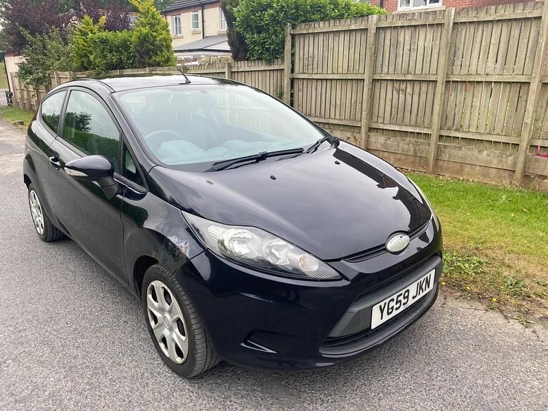 Black Used 2009 Ford Fiesta Style Hatchback | £590 (Good price) - Image 1/4