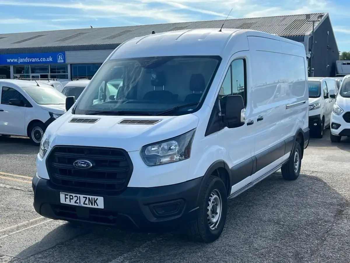 Used Ford Transit 130 HP (95 kW) 2021 White Van