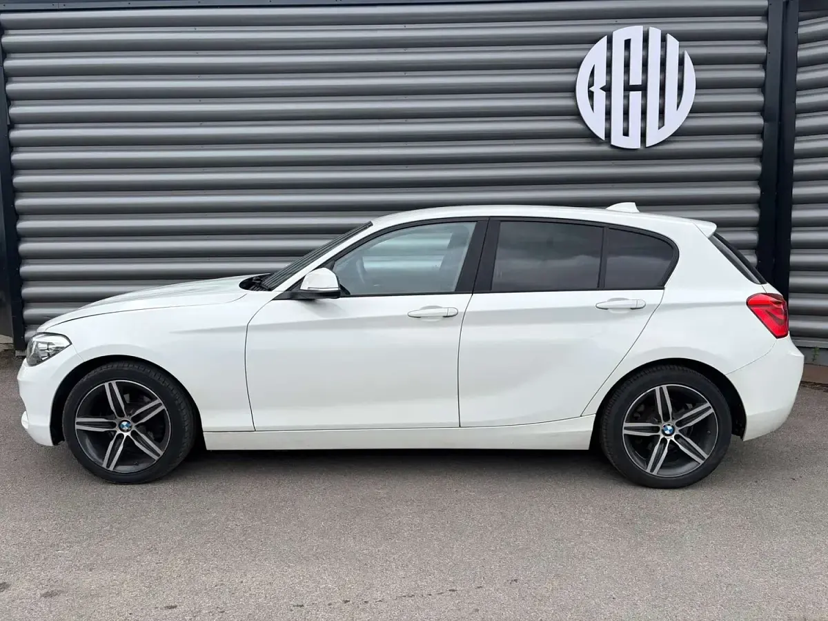 Used BMW 118 Sport Line 2019 White Hatchback
