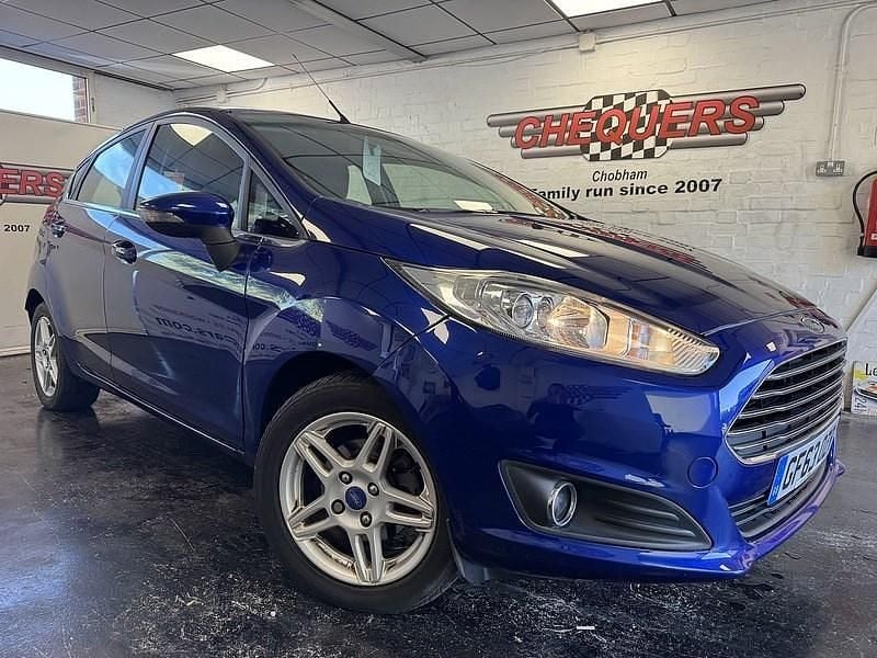 Blue Used 2013 Ford Fiesta Zetec Hatchback | £5,800 (Fair price) - Image 1/2