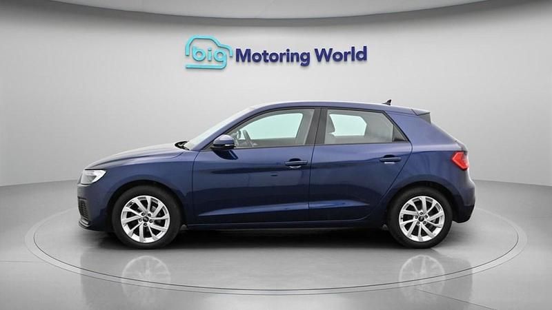 Used Audi A1 Sportback Sport 95 HP (69 kW) 2023 Blue Hatchback