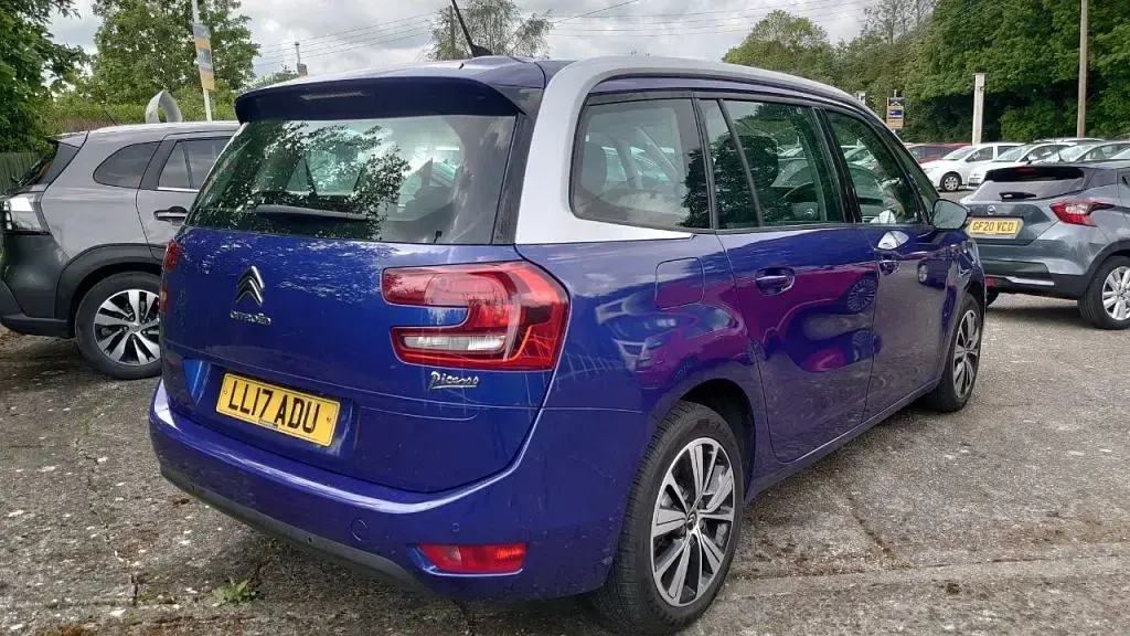Used Citroën Grand C4 Picasso Feel 120 HP (88 kW) 2017 Blue MPV