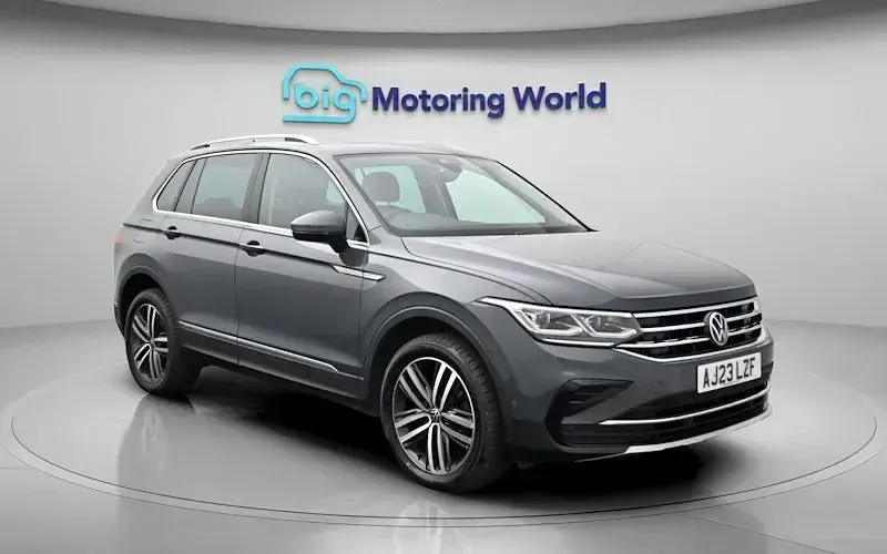 Used VW Tiguan Elegance 150 HP (110 kW) 2023 Grey SUV