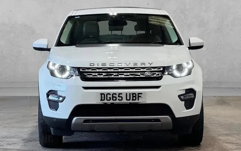 Used Land Rover Discovery 5 HSE 150 HP (110 kW) 2019 SUV