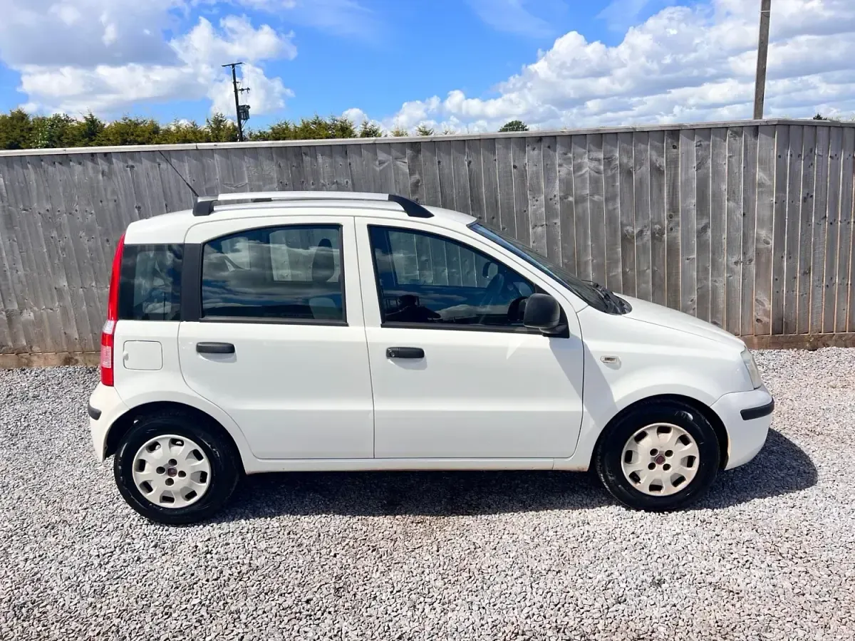 Käytetty Fiat Panda Active 69 HP (50 kW) 2011 Valkoinen Viistoperä