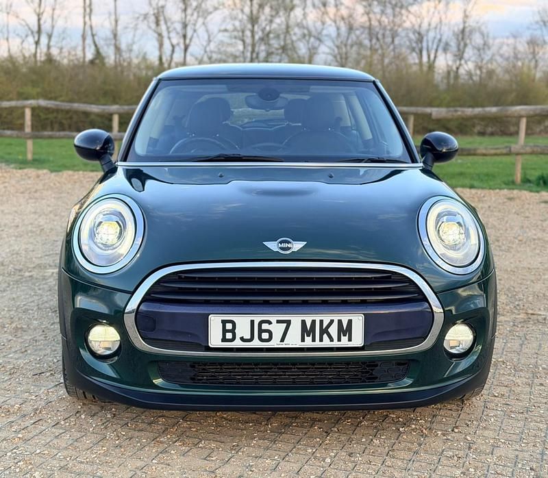 Used Mini Cooper Hatch 135 HP (99 kW) 2017 Green Hatchback