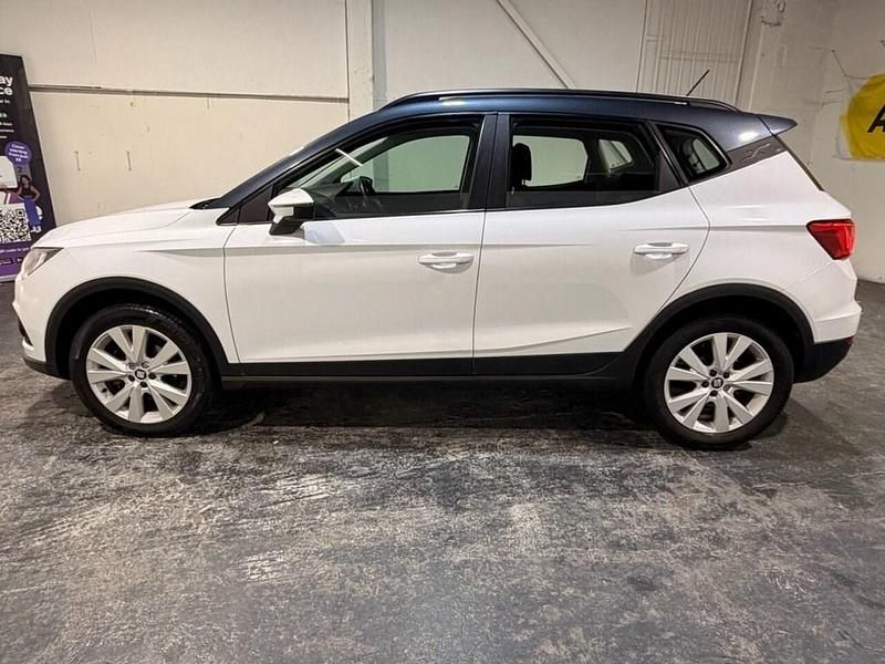 Used Seat Arona SE Technology 115 HP (84 kW) 2018 White SUV