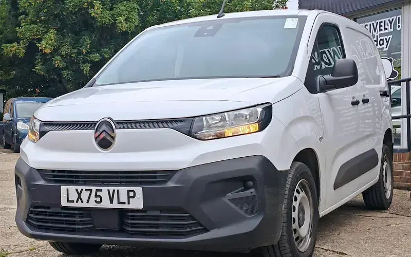 Used Citroën Berlingo 102 HP (75 kW) 2025 MPV