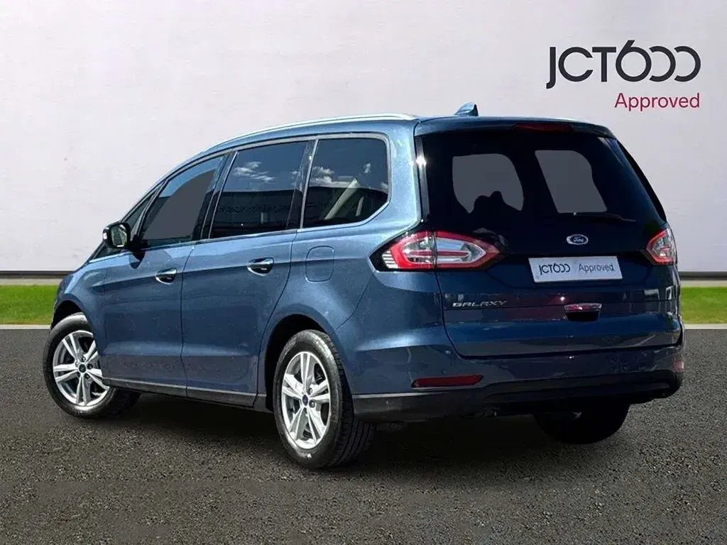 Usado Ford Galaxy Titanium 147 CV (108 kW) 2021 Azul Monovolumen