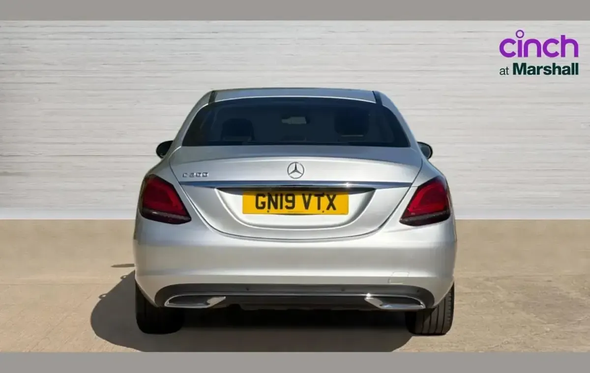 Used Mercedes C200 Premium 180 HP (132 kW) 2019 Silver Sedan