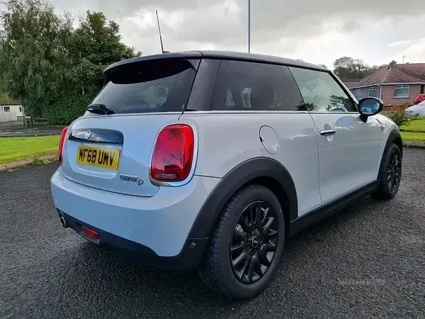 Used Mini Cooper D Hatch 2018 Silver Hatchback