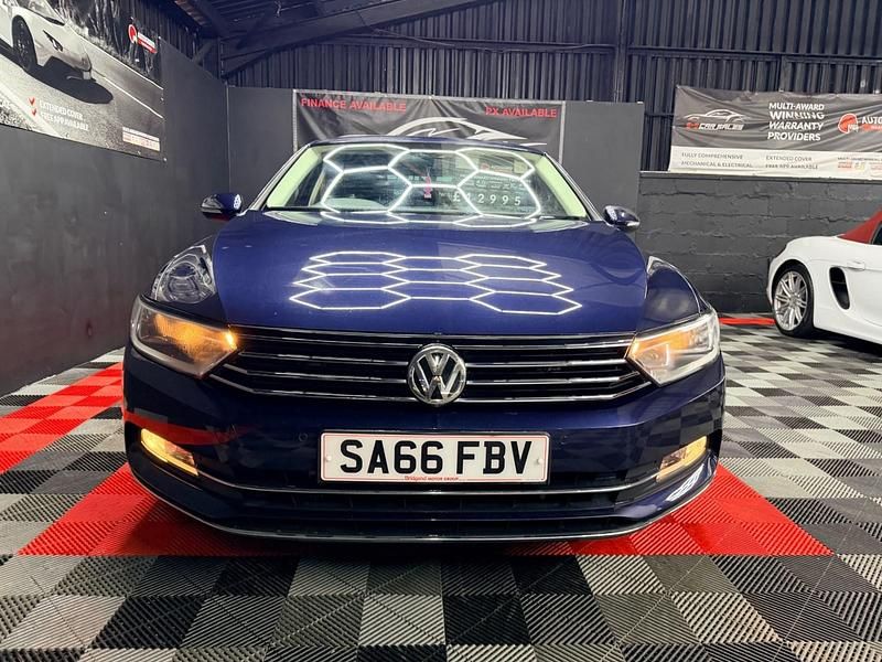 Used VW Passat GT 190 HP (139 kW) 2016 Blue Sedan