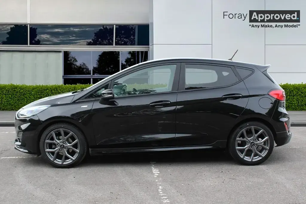Used Ford Fiesta ST-Line 2023 Absolute black Hatchback