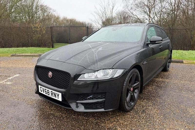 Used Jaguar XF Sportbrake R-Sport 180 HP (132 kW) 2019 Black Estate