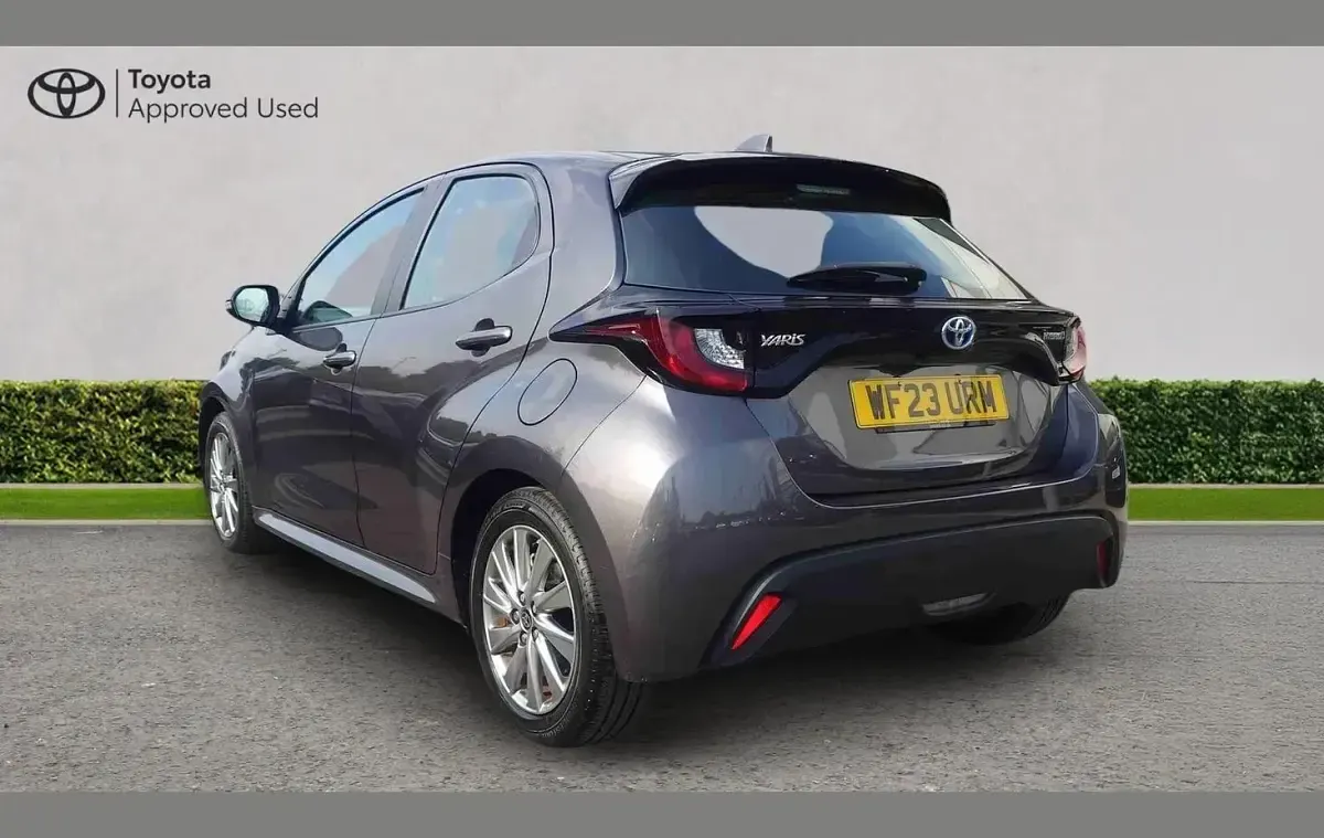 Used Toyota Yaris 113 HP (83 kW) 2023 Grey Hatchback