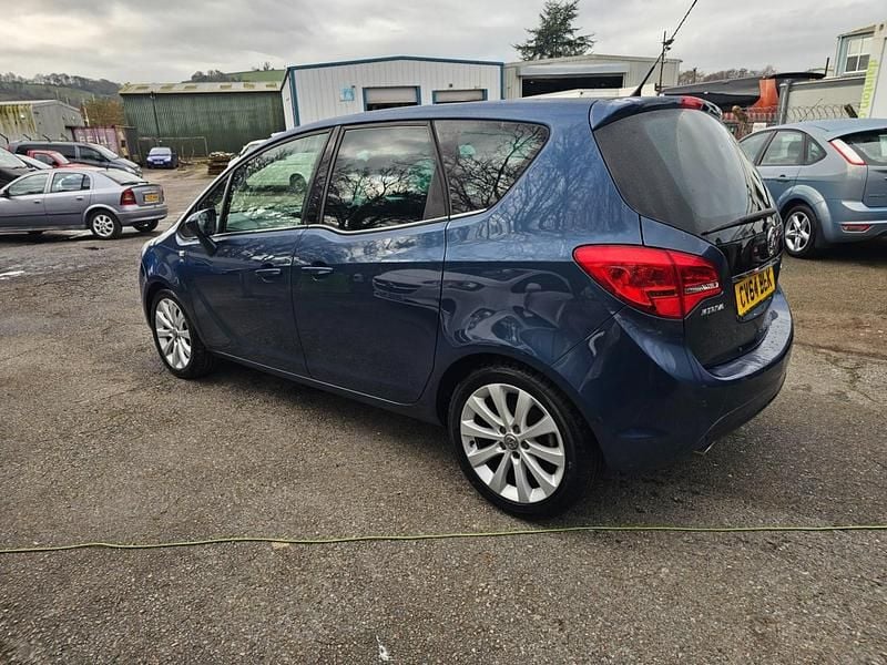 Used Vauxhall Meriva 2014 Blue MPV
