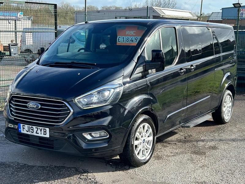 Used Ford Tourneo Titanium 130 HP (95 kW) 2019 Black MPV