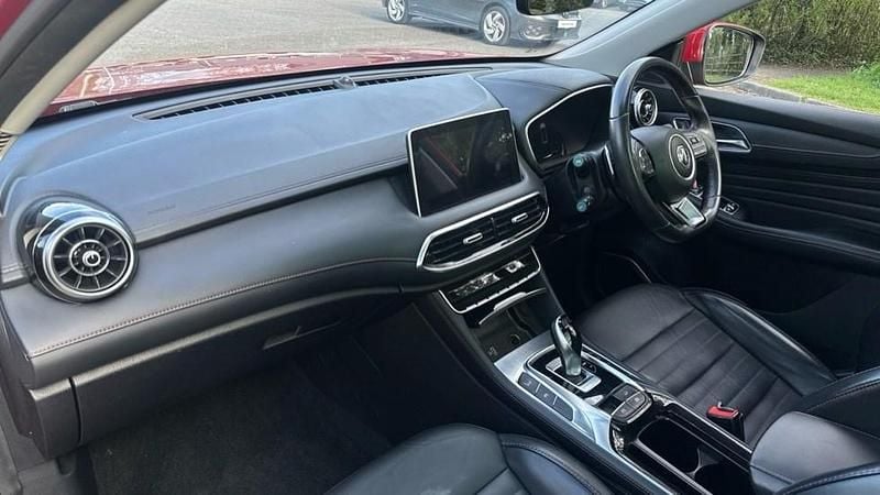 Used MG HS Exclusive 162 HP (119 kW) 2023 Red SUV