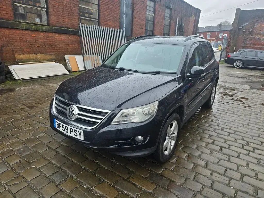 Used VW Tiguan 170 HP (125 kW) 2009 Black SUV