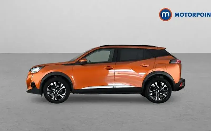 Used Peugeot 2008 Allure Premium 131 HP (96 kW) 2022 SUV