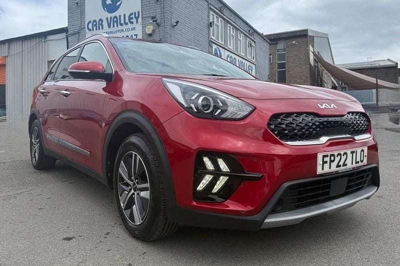 Red Used 2022 Kia Niro 3 SUV | £17,300 (Fair price) - Image 1/1