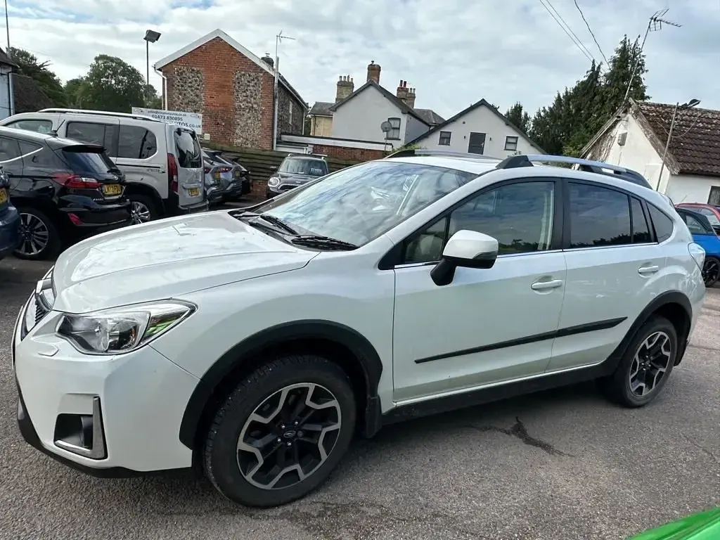 Begagnad Subaru XV Premium 147 HK (108 kW) 2017 Vit SUV