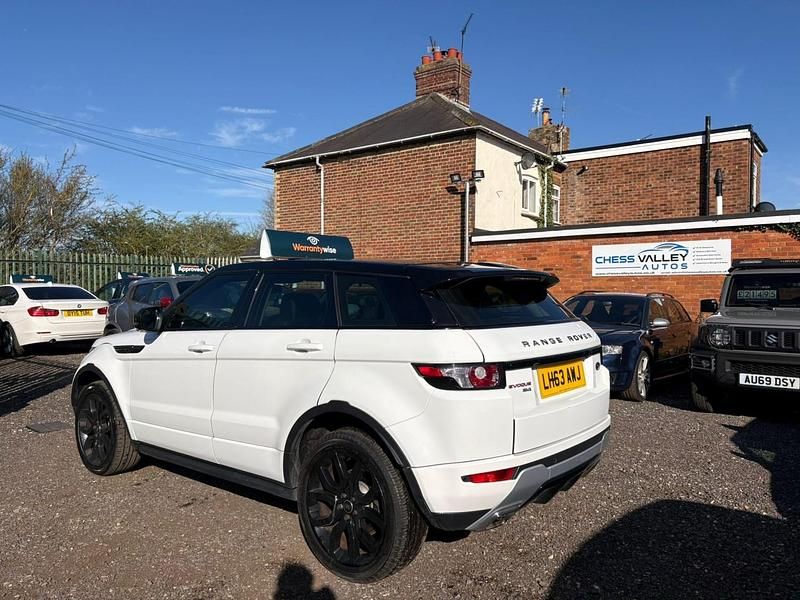 Used Land Rover Range Rover evoque Dynamic 240 HP (176 kW) 2013 White SUV