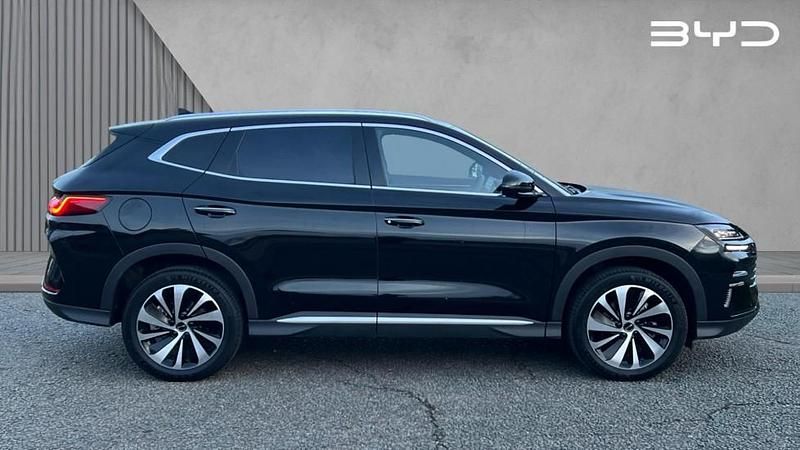 Used BYD Seal U Design 324 HP (238 kW) 2025 Metallic  delan black SUV