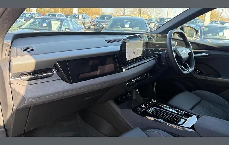 Used Audi Q6 e-tron Performance 225 kW (306 HP) 2025 Black SUV