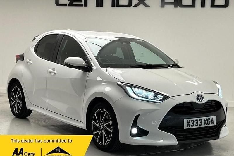 Used 2022 Toyota Yaris Hybrid Design | £14,490 (Good price) - Image 1/1