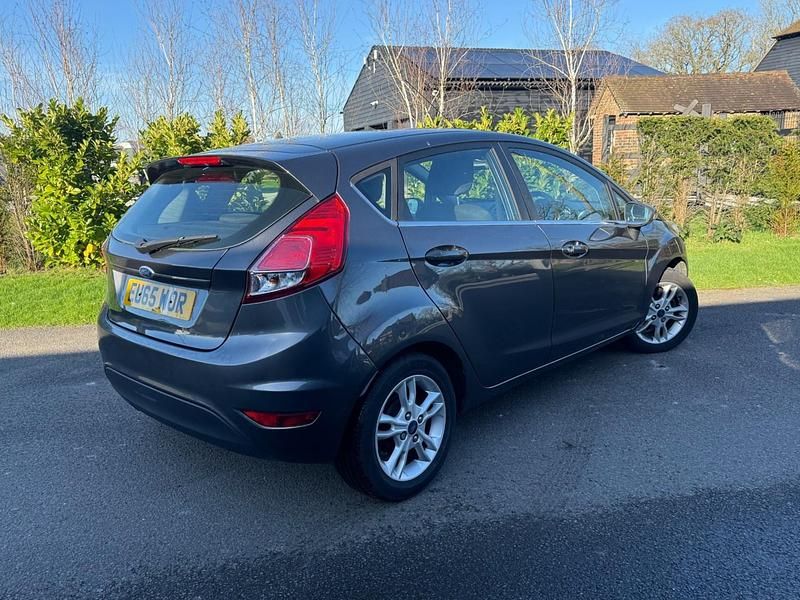 Used Ford Fiesta Zetec 2015 Grey Hatchback